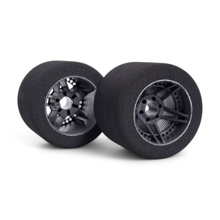 Pneu arrière Matrix Racing mousse 1/8 35 sur jante Five Carbon 76 mm