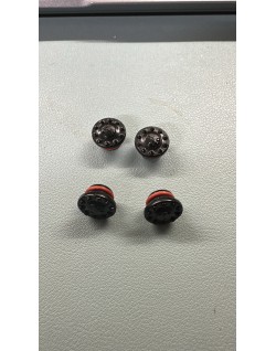 Bouchons cache moyeux GC4 / GC4M