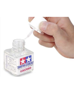 Colle Tamiya liquide pour maquettisme (pot de 40ml)