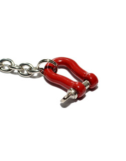 Chaîne avec crochet rouge